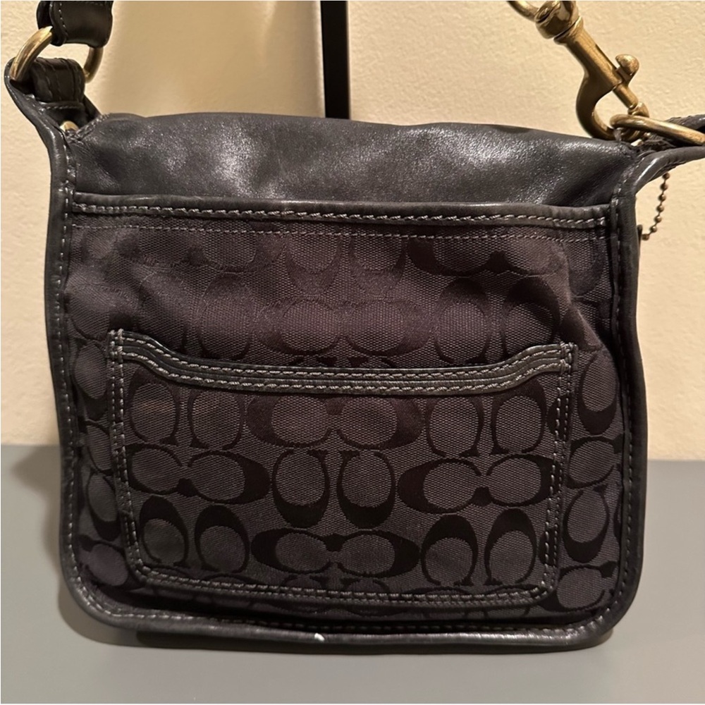 Vintage Y2K Coach Bleeker style #11434 (2007) - Picture 3 of 16